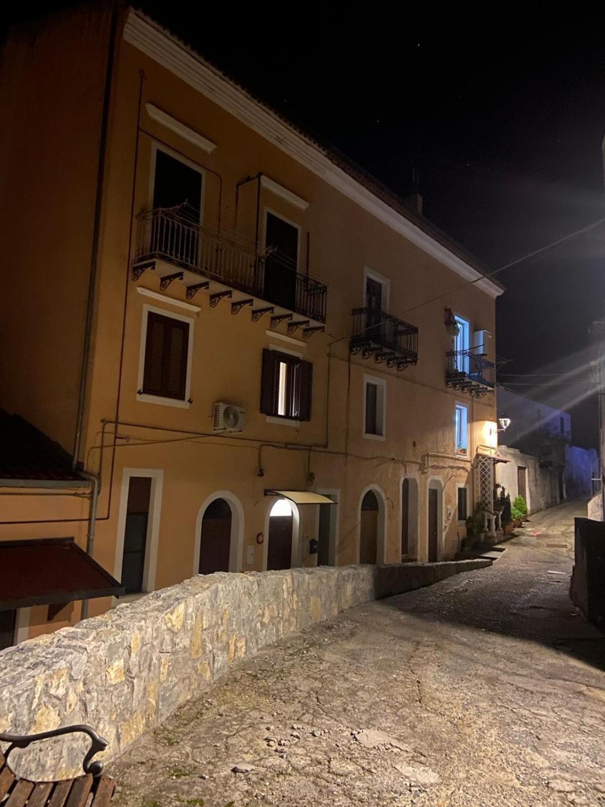 La Terrazza Nel Borgo Ξενοδοχείο Tortora Εξωτερικό φωτογραφία